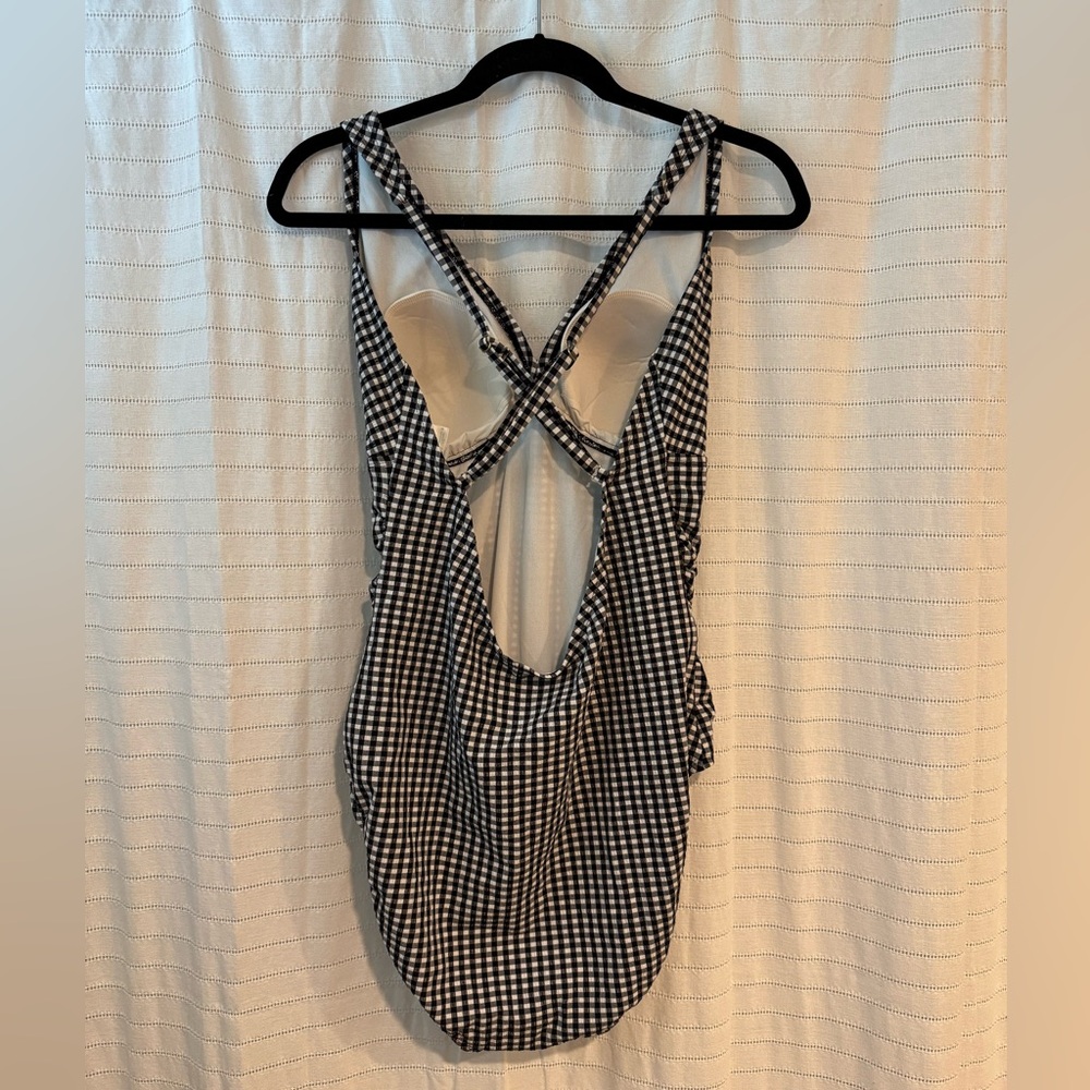 NWT Kona Sol Gingham One-Piece Cross Strap Swimsuit Size XL - Picture 4 of 8